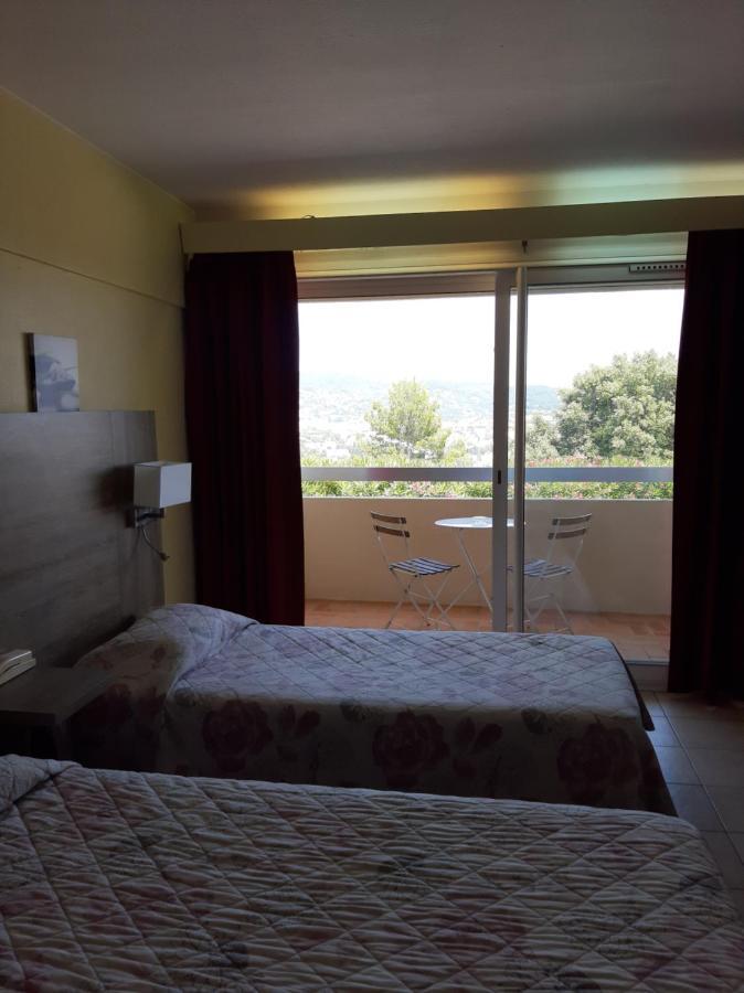 Logis Hotel Le Col De L'Ange Ντραγκινιάν Εξωτερικό φωτογραφία